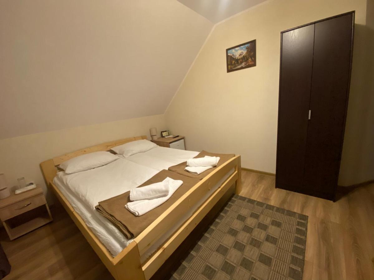 Grádics Panzió Siculeni Exterior foto
